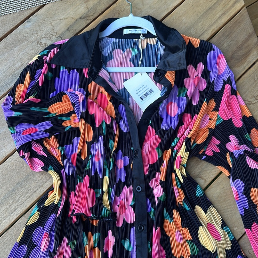 Pepper Mayo Groovy Top Floral Flowers